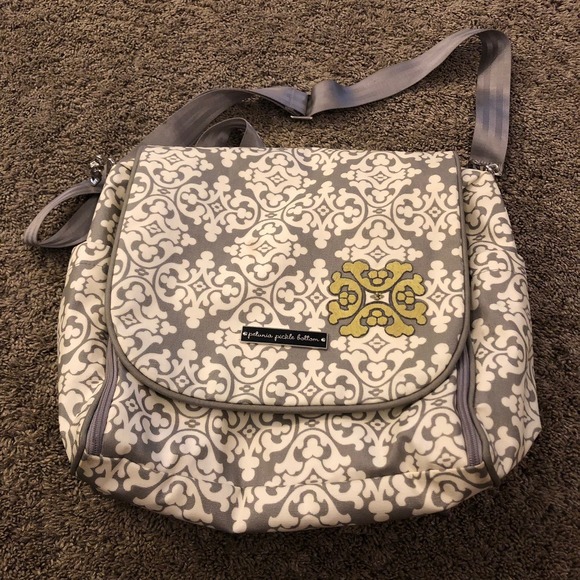 Petunia Pickle Bottom Handbags - Petunia Pickle Bottom Diaper Bag EUC‎
